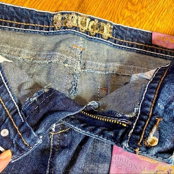 TRUCE DESTROYED JEAN SHORTS WITH CAMO DETAILING 13 JRS NWT - Picture 5 of 13